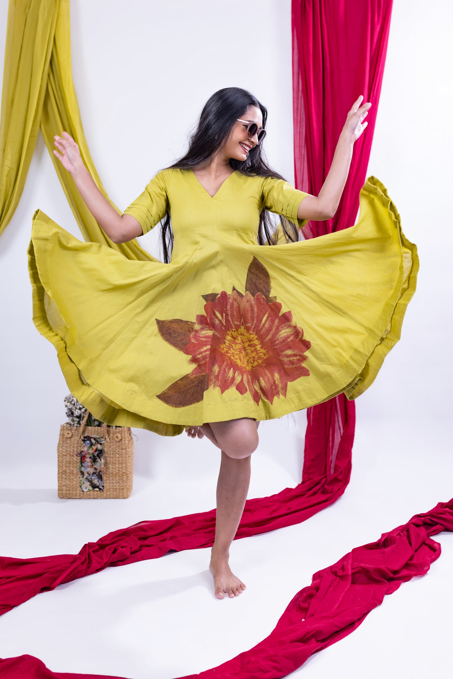 Elegant Pleated Cotton Dress – Mustard Green