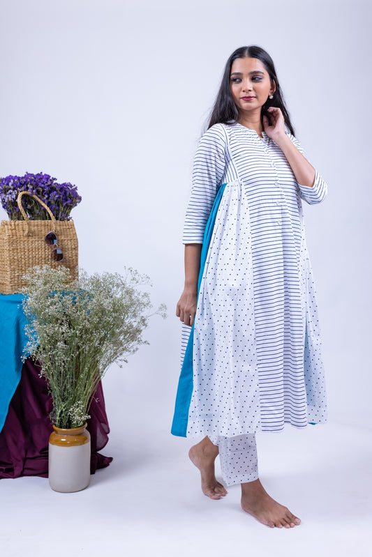 Chic Striped & Polka Dot Kurta Set In White and Blue Color